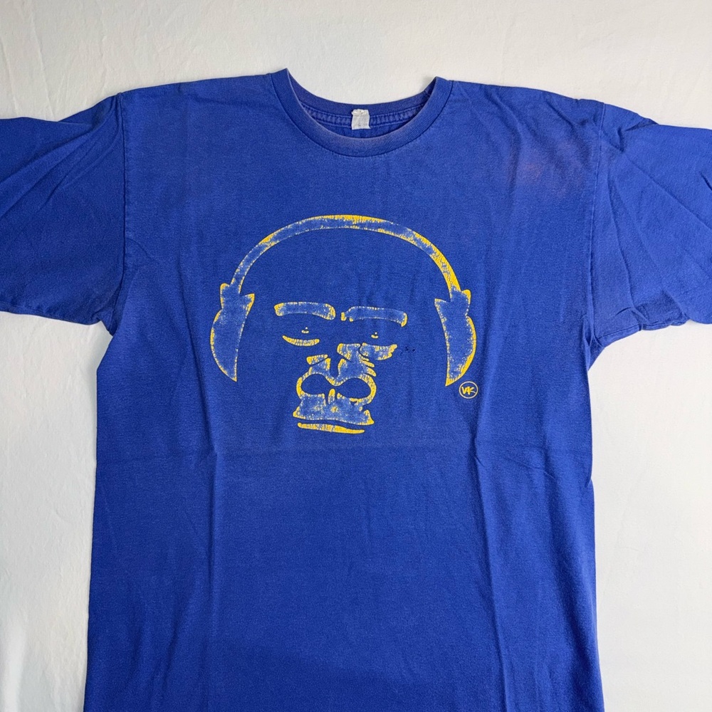 Unknown Brand Headphone Monkey Graphic Tee